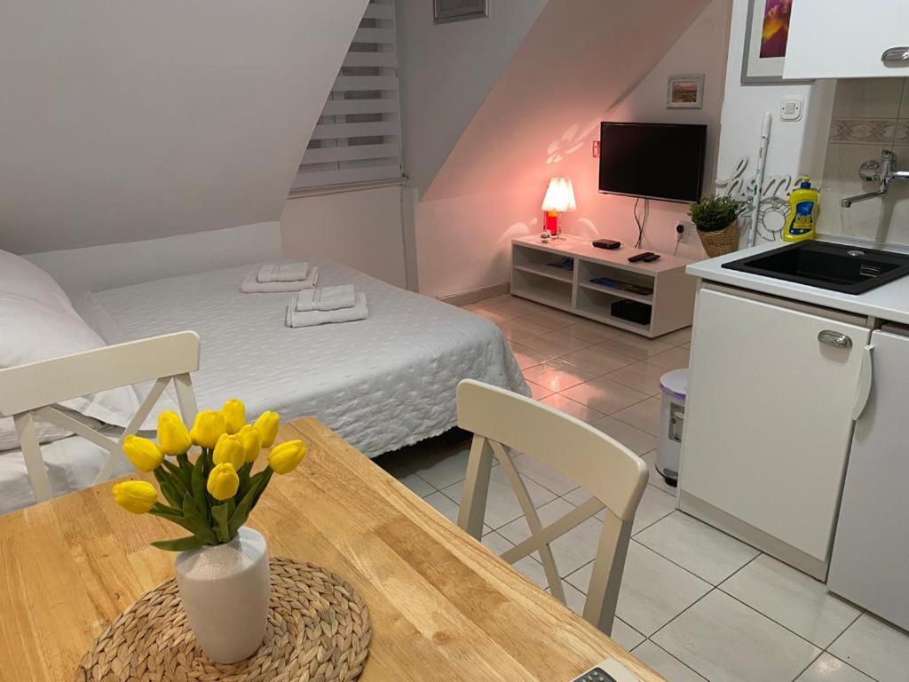 Private Apartments In Diocletians Palace Split Exterior photo